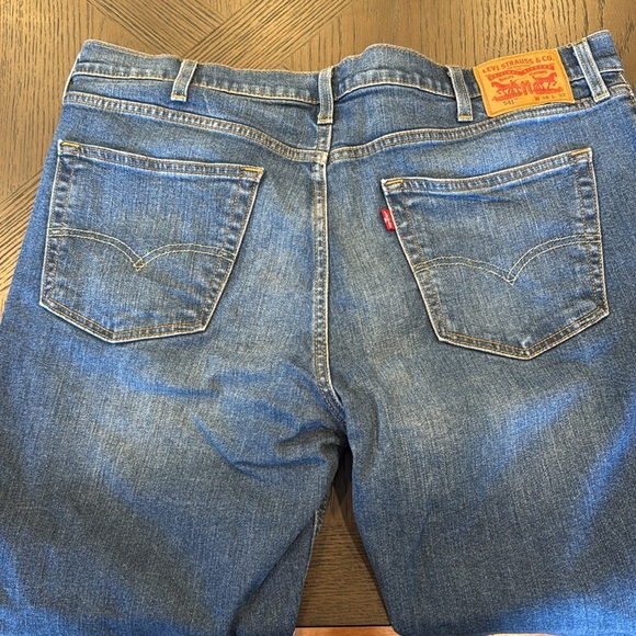 Men’s Levi's 541 Jeans - Picture 5 of 7